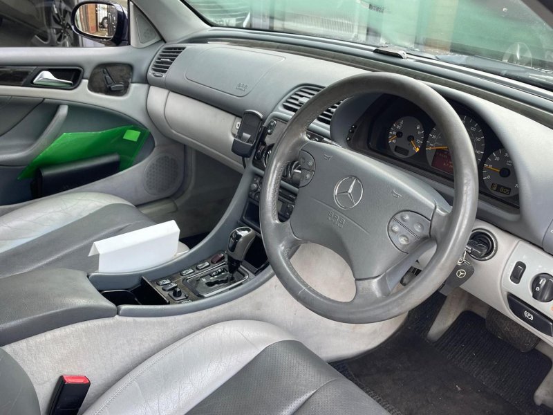 MERCEDES-BENZ CLK
