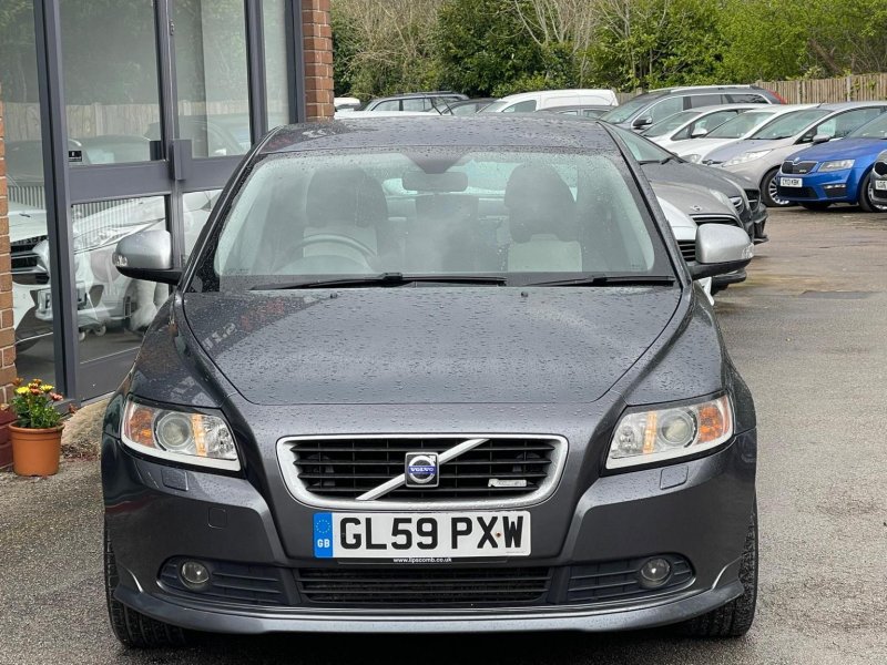 VOLVO S40