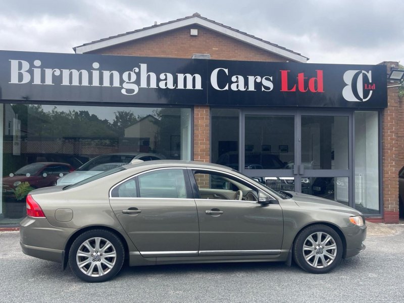 VOLVO S80