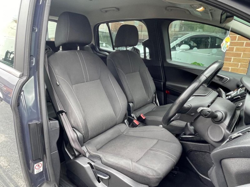 FORD B-MAX