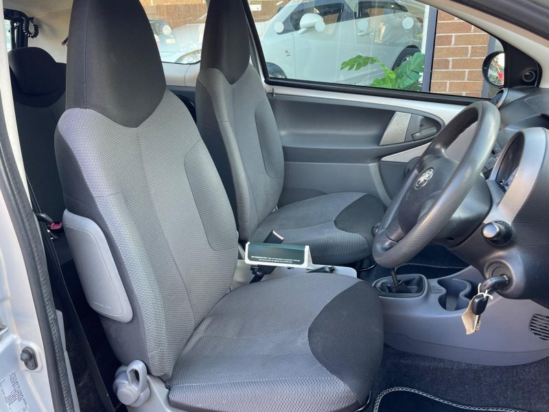 TOYOTA AYGO