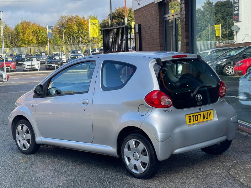 TOYOTA AYGO