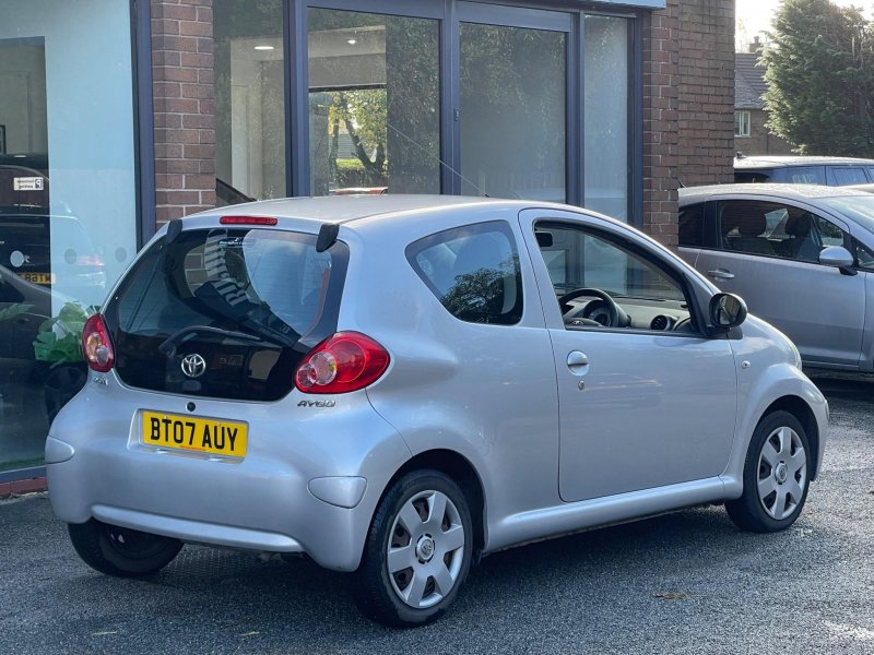 TOYOTA AYGO