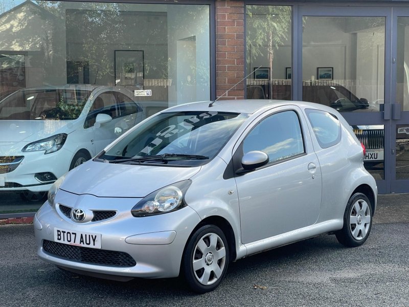 TOYOTA AYGO