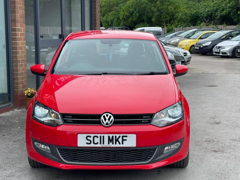VOLKSWAGEN POLO