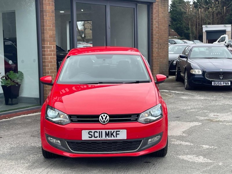 VOLKSWAGEN POLO