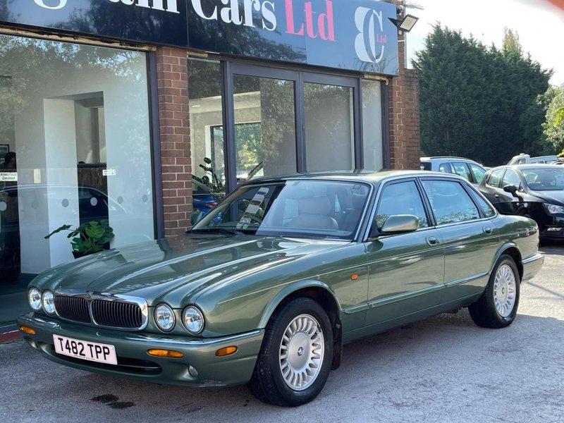 JAGUAR XJ