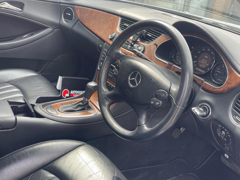MERCEDES-BENZ CLS