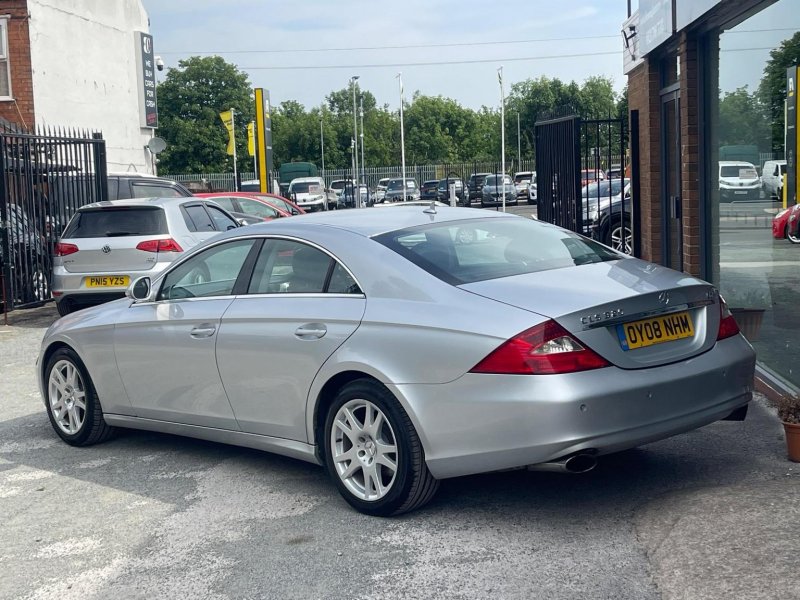MERCEDES-BENZ CLS