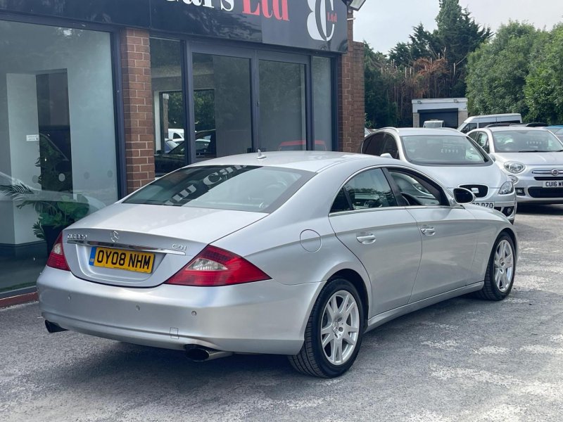 MERCEDES-BENZ CLS