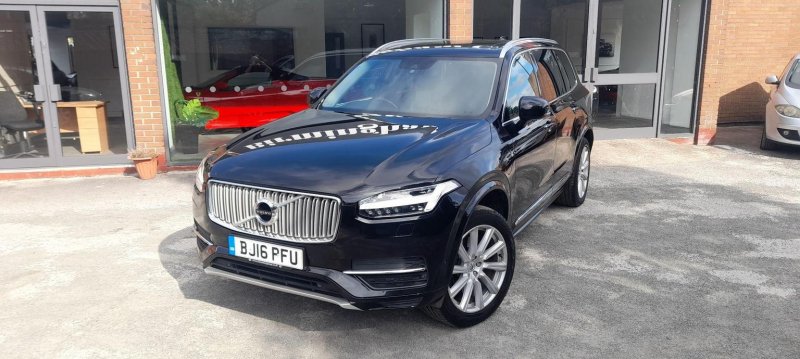 VOLVO XC90