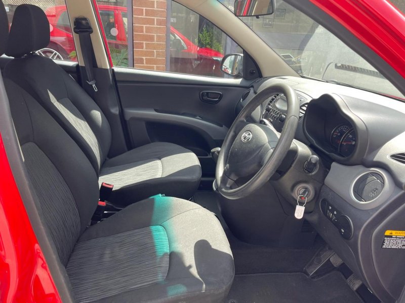 HYUNDAI I10