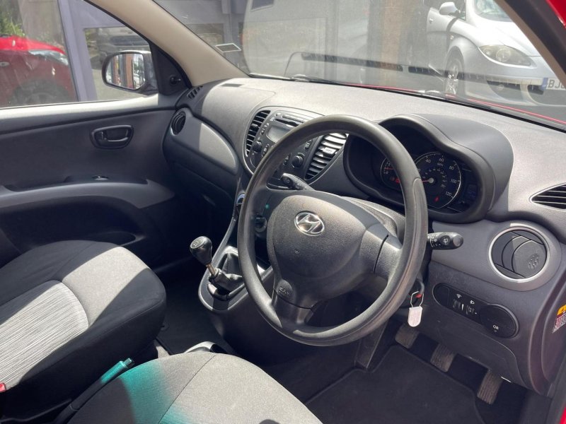 HYUNDAI I10