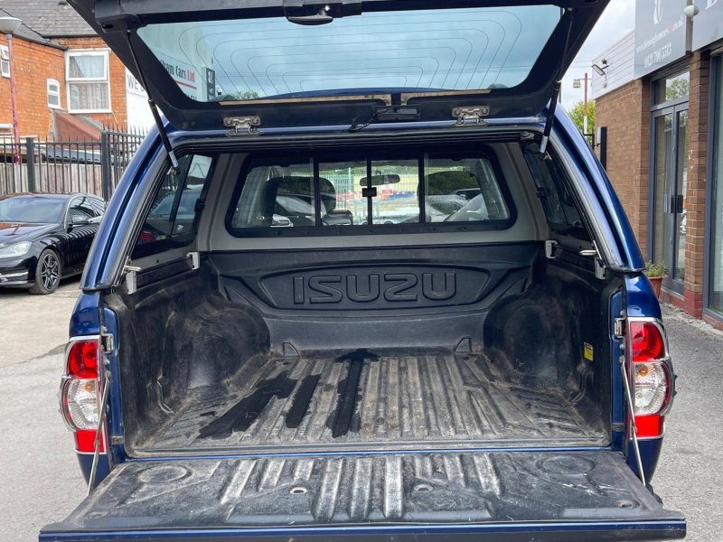 ISUZU RODEO