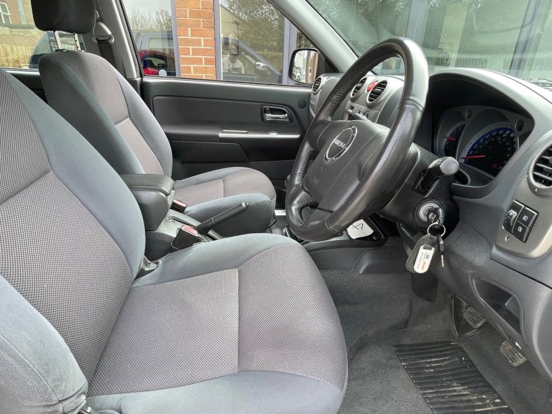 ISUZU RODEO